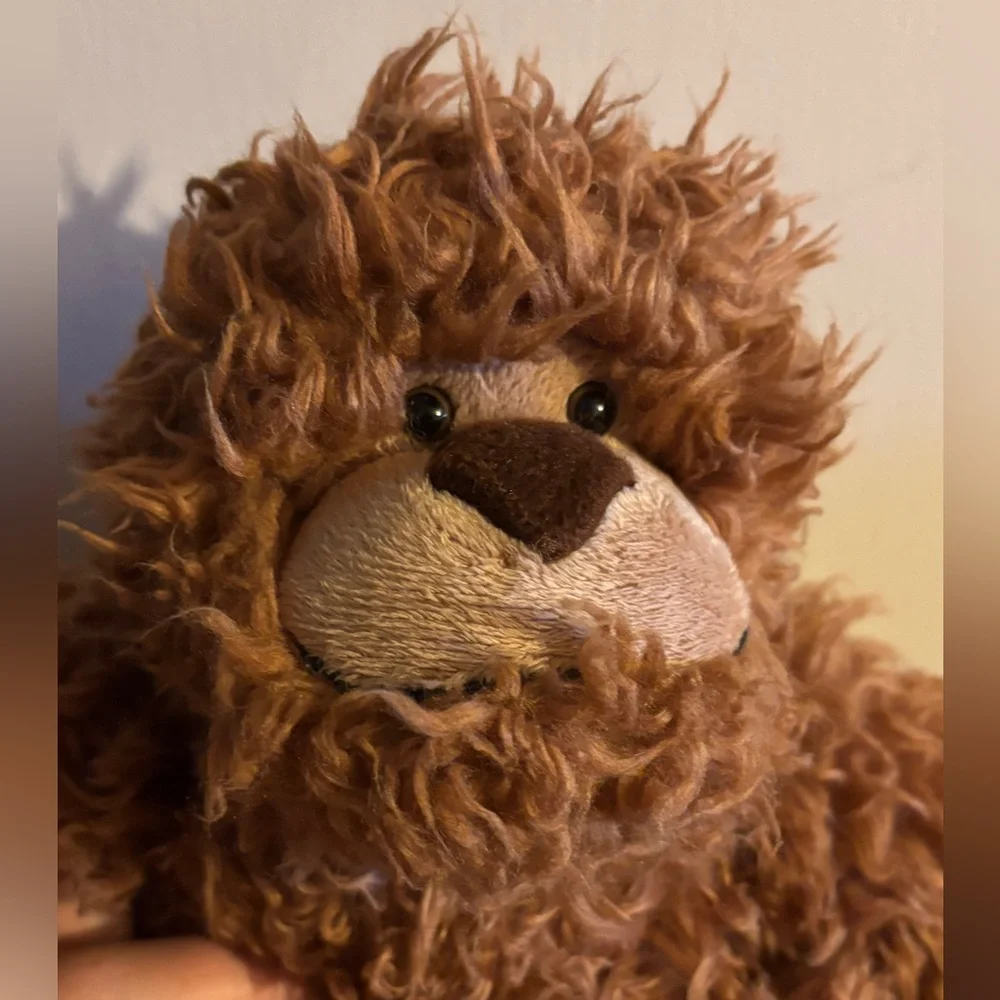 Black Hills Bigfoot Plush Lion Stuffed Animal Souvenir Sasquatch Paw - Picture 4 of 4